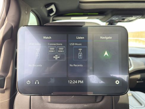 Used 2021 Chevrolet Tahoe Z71 w/ Luxury Package image 42