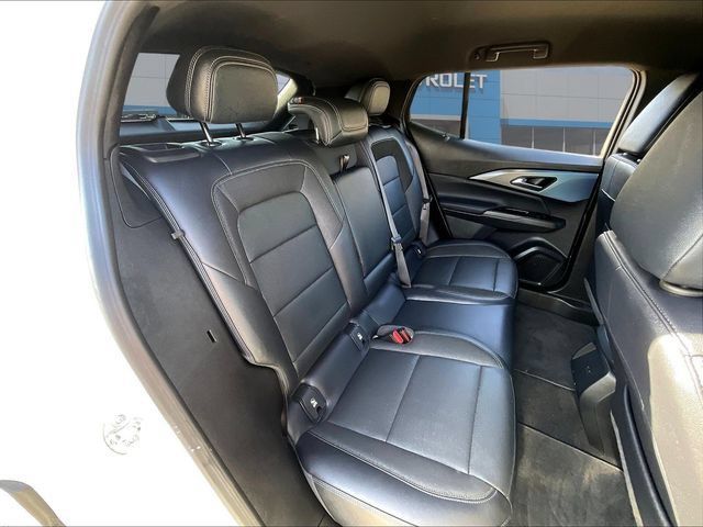 Certified 2024 Chevrolet Equinox EV LT w/ LPO, Blackout Package FWD image 27