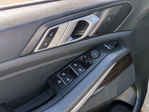 Used 2019 BMW X5 xDrive40i w/ Convenience Package AWD/4WD image 15