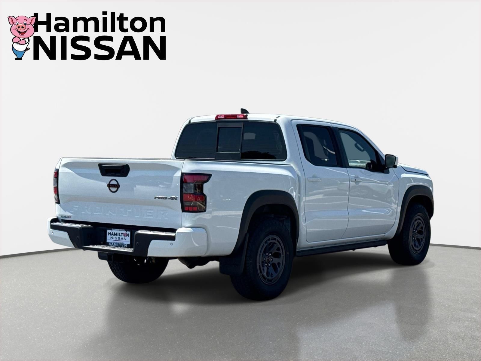 Used 2022 Nissan Frontier PRO-4X AWD/4WD image 2