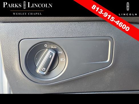 Used 2022 Volkswagen Tiguan SE R-Line image 26