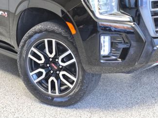 Used 2023 GMC Yukon AT4 AWD/4WD video 3