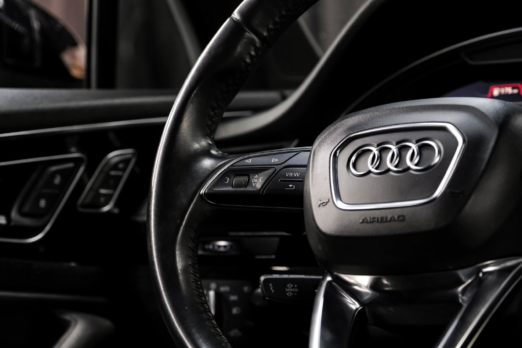 Used 2019 Audi Q7 3.0T Prestige w/ Prestige Package AWD/4WD image 15