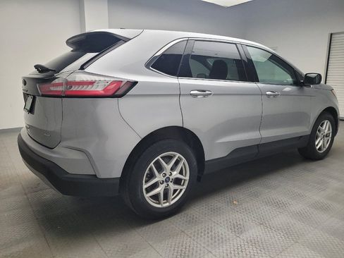 Used 2022 Ford Edge SEL image 10