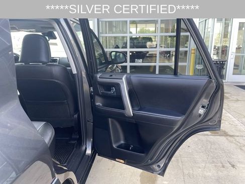 Certified 2022 Toyota 4Runner SR5 Premium w/ Moonroof Package AWD/4WD image 37