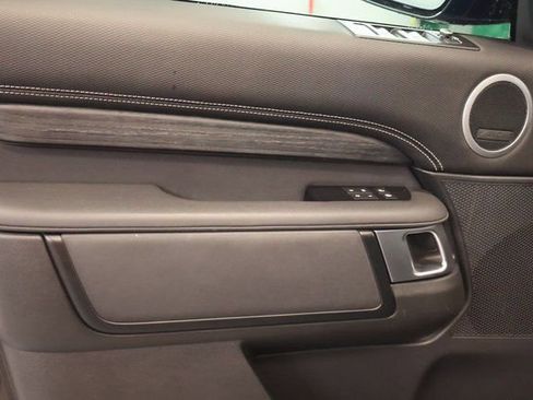 Used 2021 Land Rover Discovery S R-Dynamic image 7