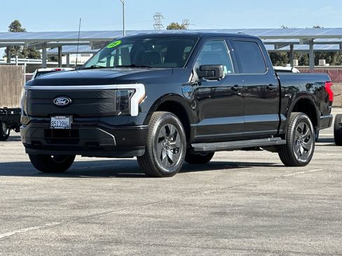 Certified 2025 Ford F150 Lightning Flash AWD/4WD image 7