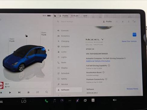 Used 2022 Tesla Model Y Long Range image 27