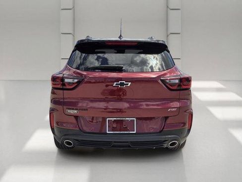 Used 2025 Chevrolet TrailBlazer RS w/ Convenience Package FWD image 4