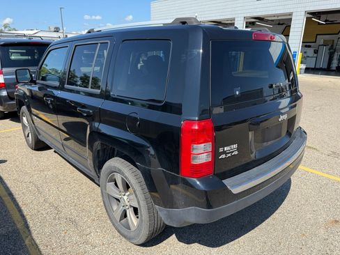 Used 2017 Jeep Patriot High Altitude AWD/4WD image 4