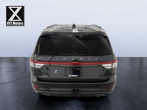 Used 2025 Lincoln Aviator Reserve w/ Jet Appearance Package image 5