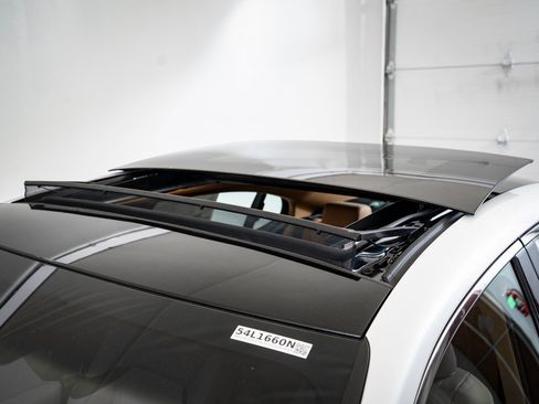 New 2025 Lexus ES 350 Ultra Luxury image 14