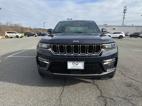 Used 2024 Jeep Grand Cherokee Limited 4xe image 3