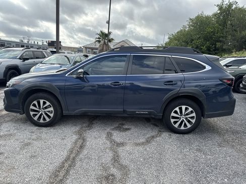 Certified 2024 Subaru Outback Premium AWD/4WD image 7