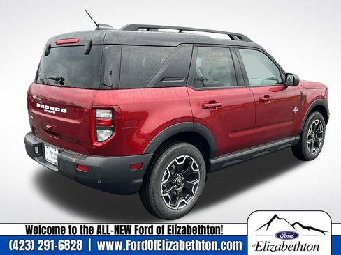New 2025 Ford Bronco Sport Outer Banks image 3