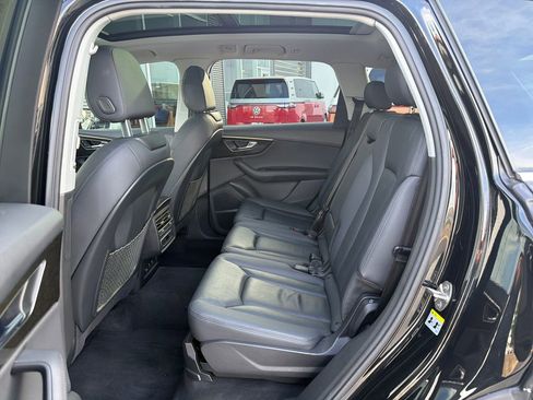 Used 2023 Audi Q7 2.0T Premium Plus w/ Premium Plus Package AWD/4WD image 12