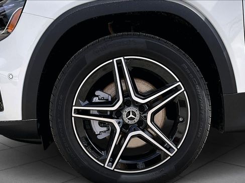 New 2026 Mercedes-Benz GLB 250 image 21