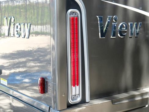 Used 2020 Mercedes-Benz Sprinter 3500 image 50