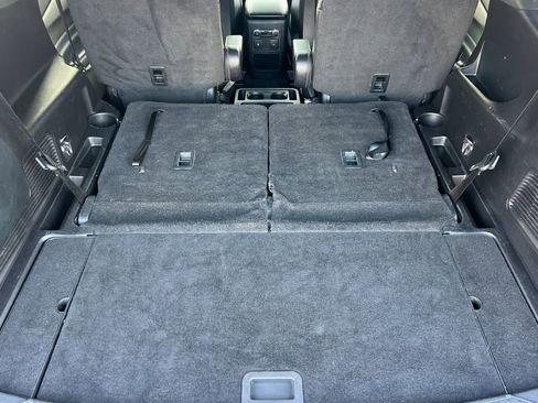 Certified 2020 Ford Explorer XLT w/ Equipment Group 202A image 17