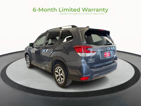 Used 2021 Subaru Forester Premium AWD/4WD image 5