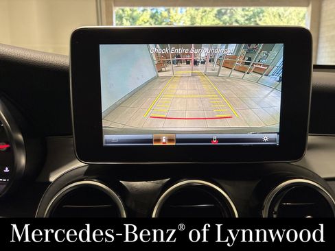 Used 2019 Mercedes-Benz GLC 300 4MATIC image 29