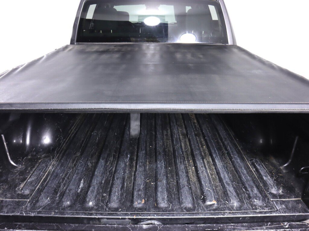 Used 2017 RAM 1500 Express AWD/4WD image 32