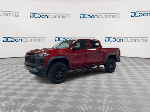 Used 2023 Chevrolet Colorado Trail Boss w/ Advanced Trailering Package AWD/4WD image 4