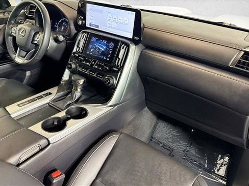 Used 2024 Lexus LX 600 F Sport AWD/4WD image 28