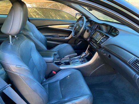 Used 2017 Honda Accord EX-L image 46