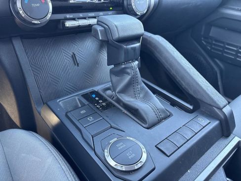 Certified 2025 Toyota Tacoma SR5 image 22