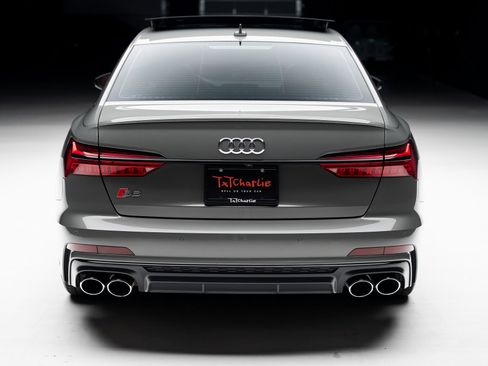 Used 2024 Audi S6 Premium Plus w/ Premium Plus Package image 25