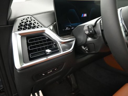 New 2026 BMW X5 M60i image 17
