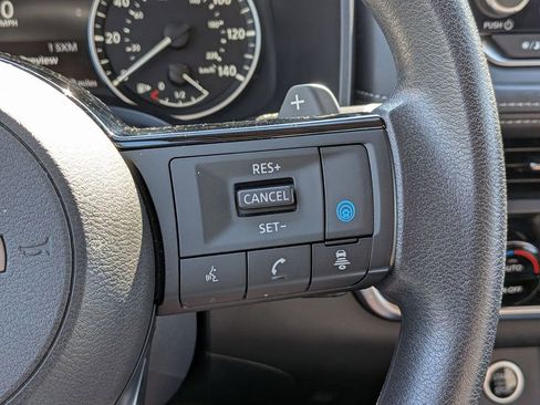 Certified 2023 Nissan Rogue SV AWD/4WD image 17