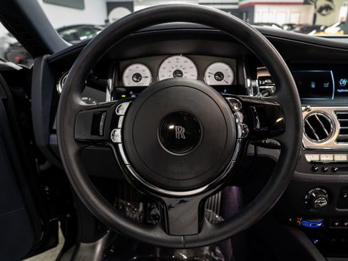 Used 2020 Rolls-Royce Ghost RWD image 14