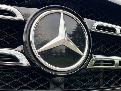 Used 2023 Mercedes-Benz GLS 450 4MATIC w/ AMG Line Exterior image 53