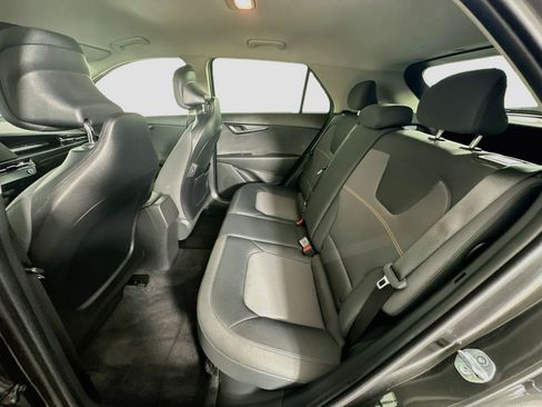 Used 2026 Kia Niro LX FWD image 26