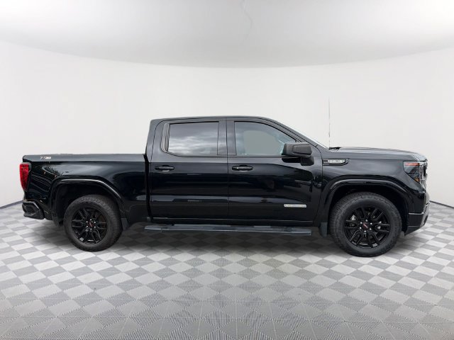 Used 2022 GMC Sierra 1500 Elevation w/ X31 Off-Road Package AWD/4WD image 4