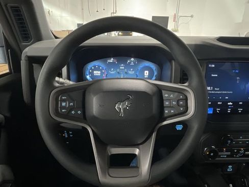Used 2025 Ford Bronco 4-Door image 15