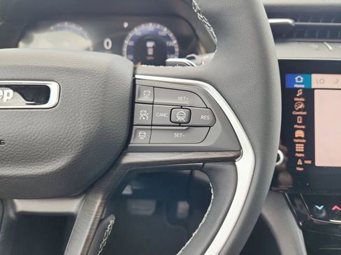 New 2026 Jeep Grand Cherokee L Limited AWD/4WD image 16