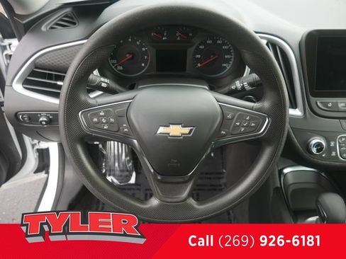 Used 2024 Chevrolet Malibu LT FWD image 28