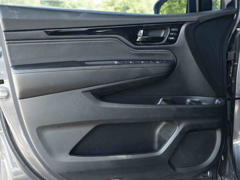 Used 2023 Honda Odyssey Touring image 35