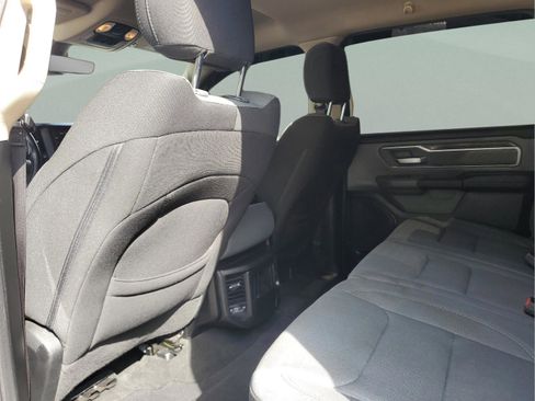 Used 2020 RAM 1500 Big Horn AWD/4WD image 5