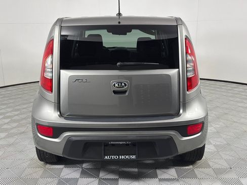 Used 2013 Kia Soul FWD image 6