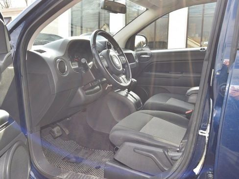 Used 2013 Jeep Compass Latitude w/ Sun/Sound Group image 19