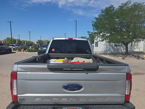 Used 2018 Ford F250 Lariat w/ Lariat Ultimate Package AWD/4WD image 6