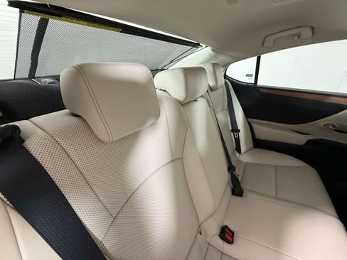New 2025 Lexus ES 350 w/ Premium Package image 26