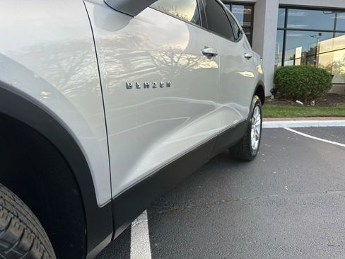 Used 2021 Chevrolet Blazer LT image 3