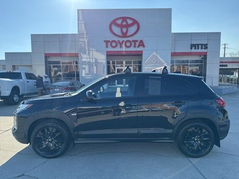 Used 2025 Mitsubishi Outlander Sport AWD image 8