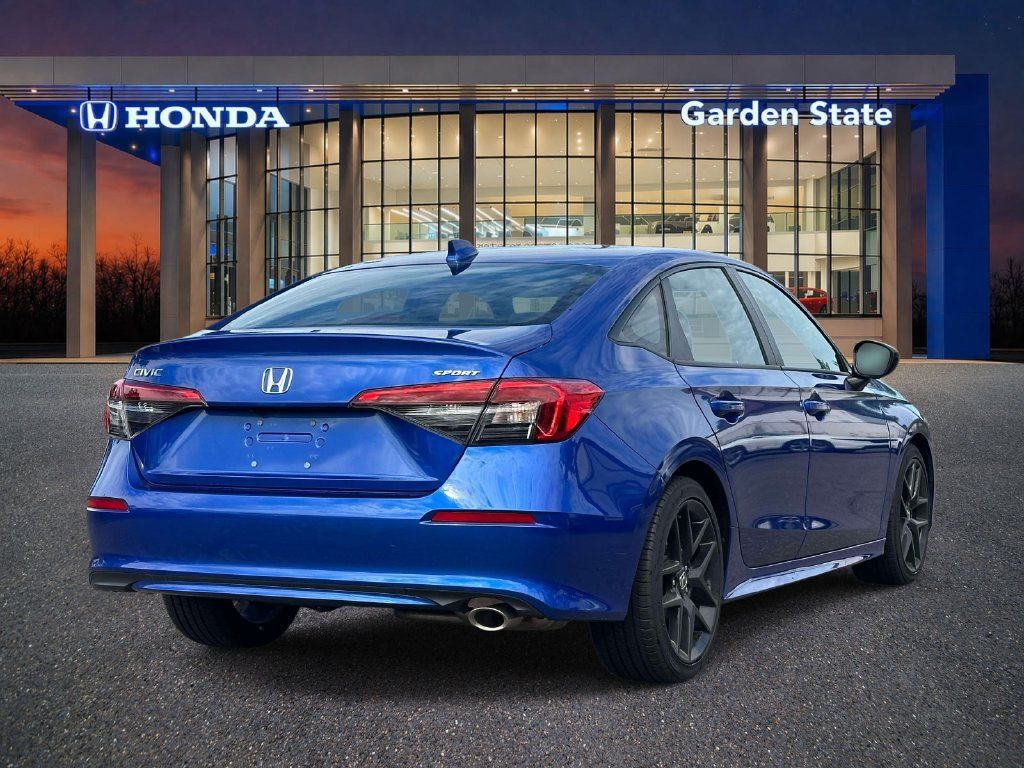 Used 2024 Honda Civic Sport image 3