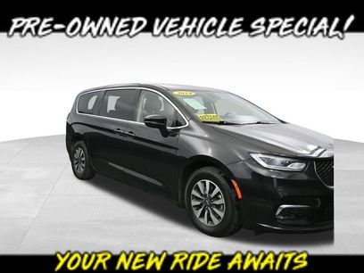Used 2024 Chrysler Pacifica Limited